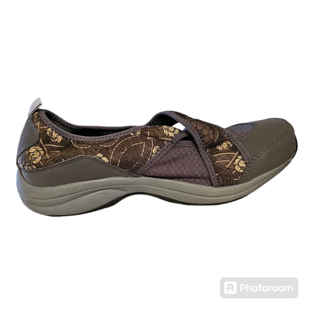 EUC Easy Spirit Wayanna strappy sneakers,  gray, 9.5M